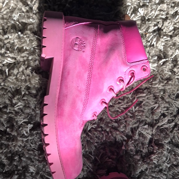 hot pink timberland boots